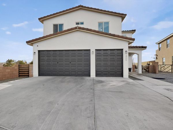 3930 Jaxson Lane, Santa Fe, NM 87507