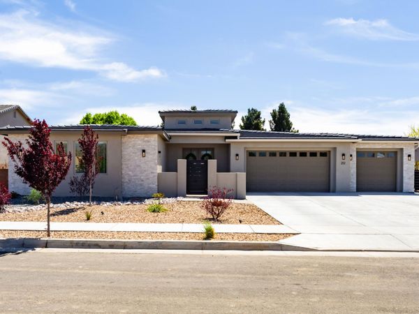 212 Lavender Place NE, Albuquerque, NM 87113