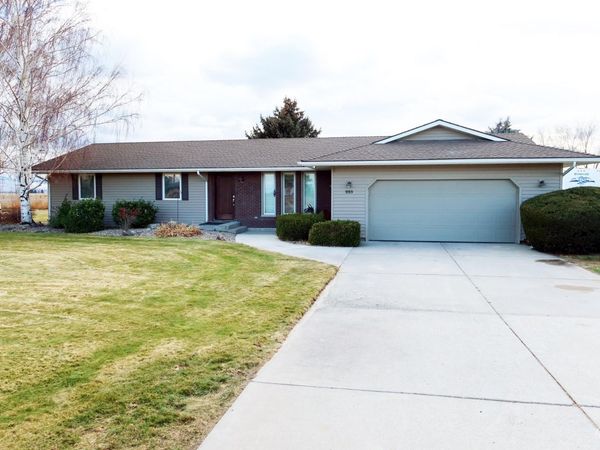 223 Hillcrest Rd, Burley, ID 83318