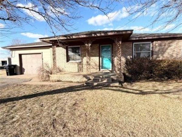 521 E Warren Road, Blair, OK 73526