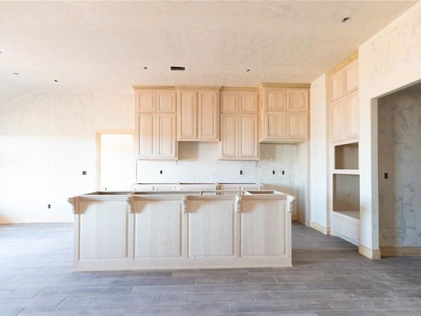 12508 SW 31st Street, Yukon, OK 73099