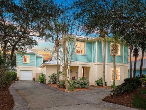 2031 Pine Island Circle, Miramar Beach, FL 32550