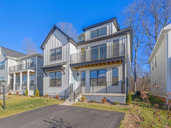 3725 PARADISE PARK LN, Charlottesville, VA 22902