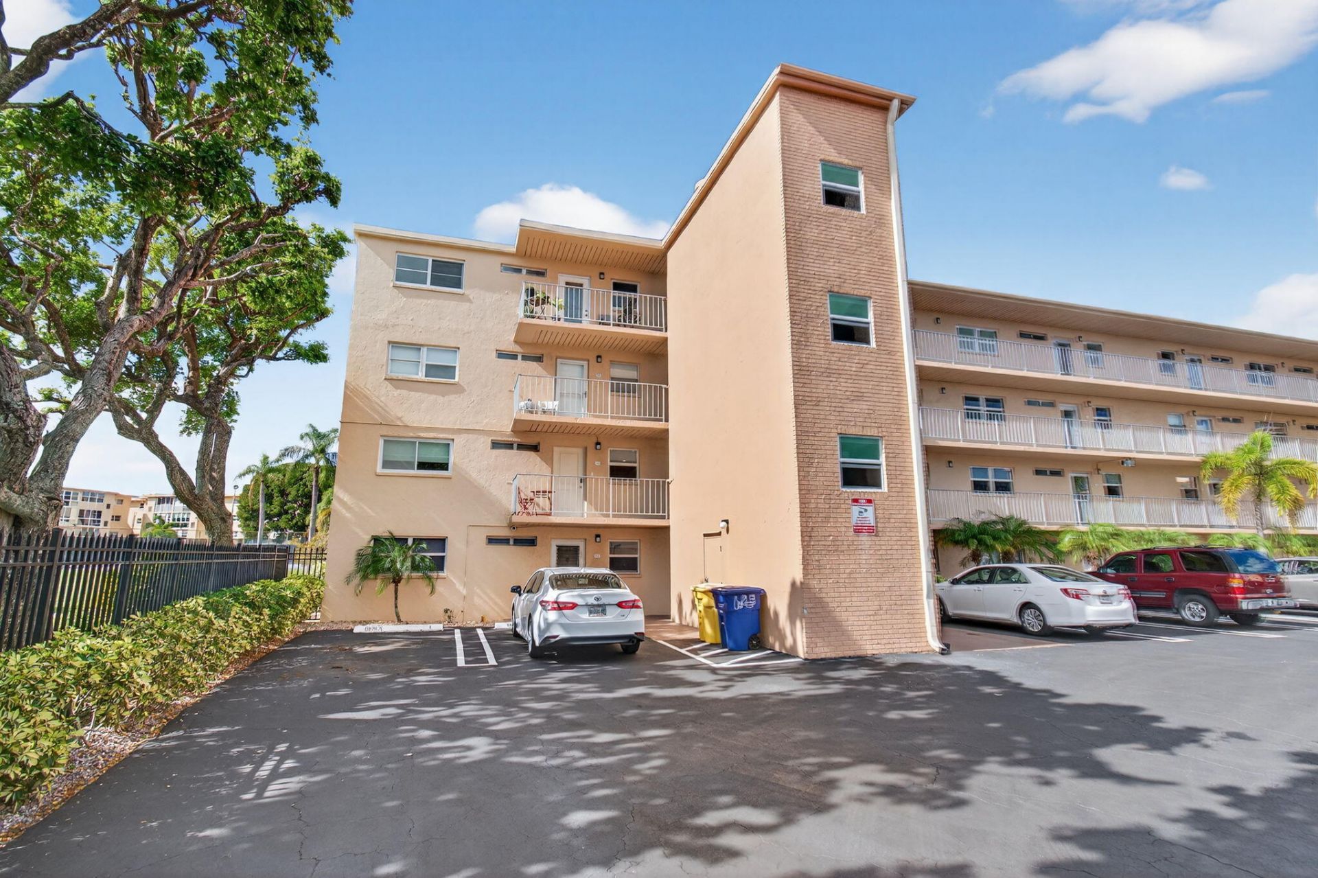 2515 NE 2nd Court, Unit 201, Boynton Beach, FL 33435 Photo