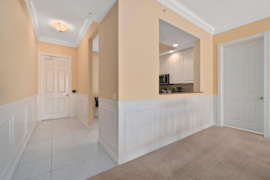 22 Harbour Isle Drive W, Unit Ph02, Hutchinson Island, FL 34949 Photo