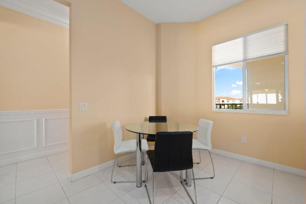 22 Harbour Isle Drive W, Unit Ph02, Hutchinson Island, FL 34949 Photo