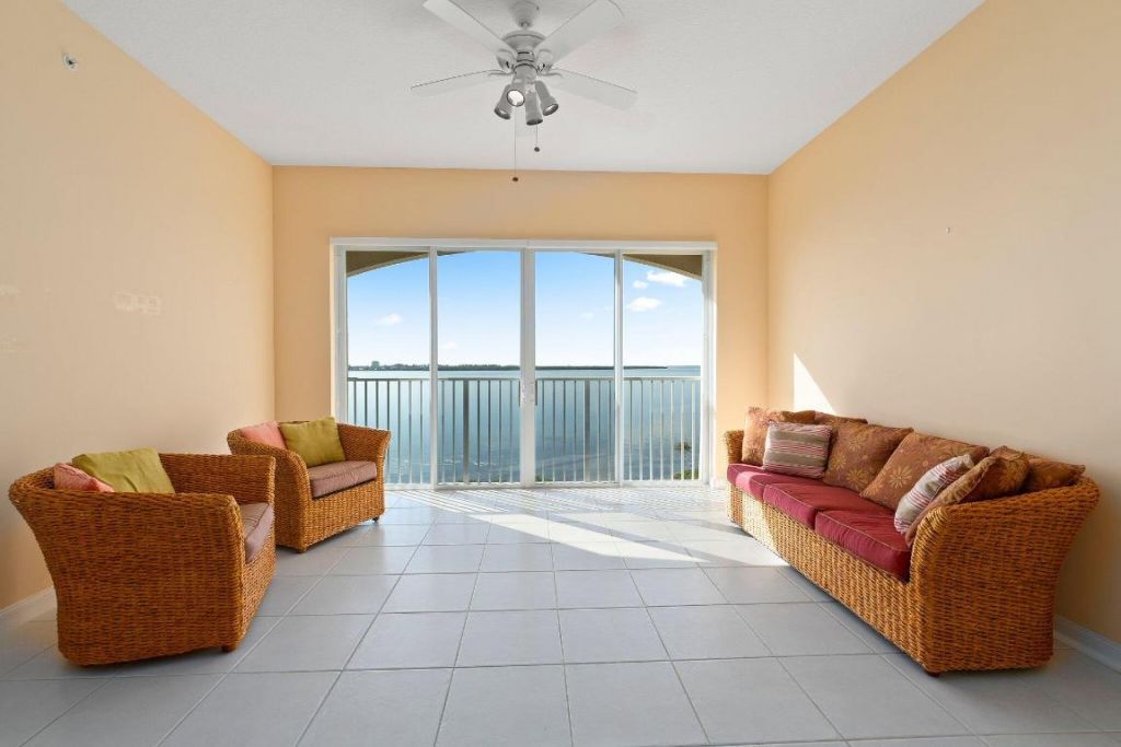 22 Harbour Isle Drive W, Unit Ph02, Hutchinson Island, FL 34949 Photo
