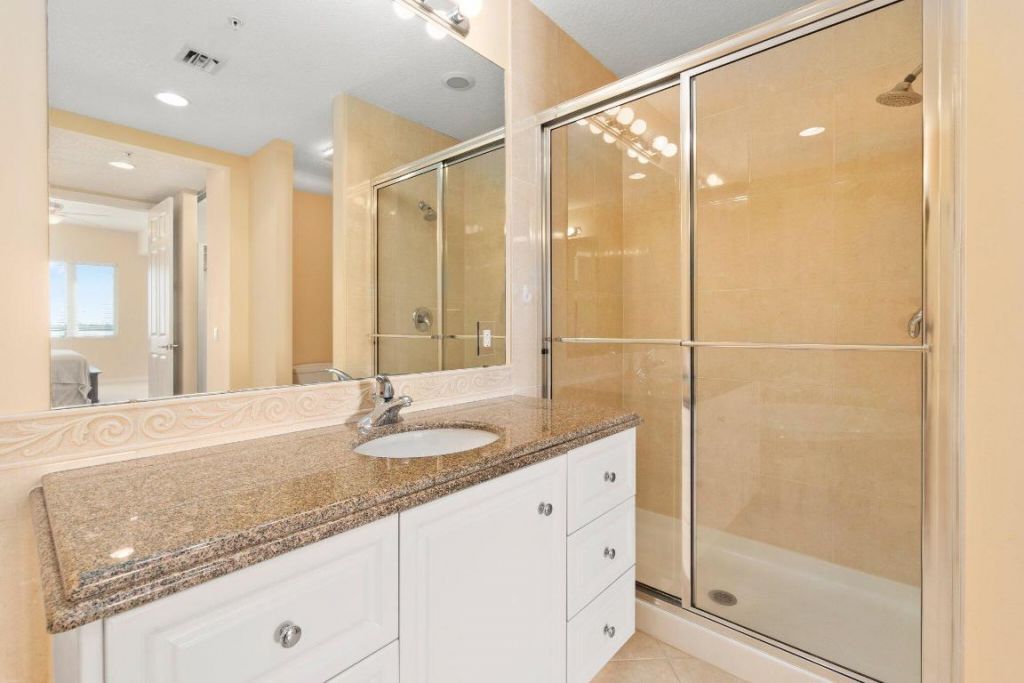 22 Harbour Isle Drive W, Unit Ph02, Hutchinson Island, FL 34949 Photo