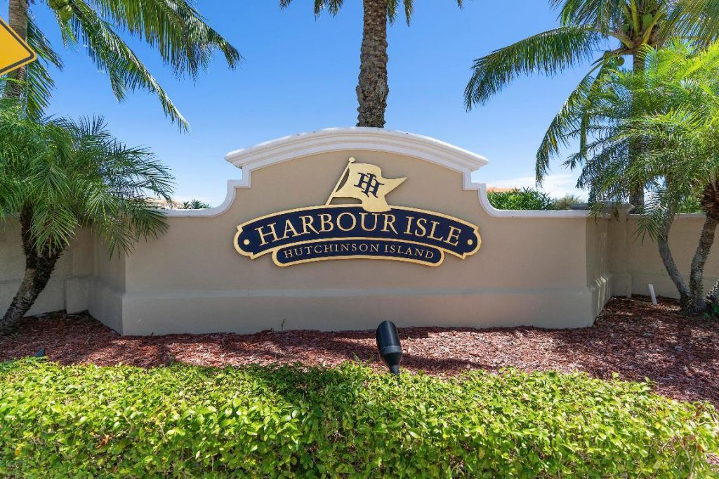 22 Harbour Isle Drive W, Unit Ph02, Hutchinson Island, FL 34949 Photo