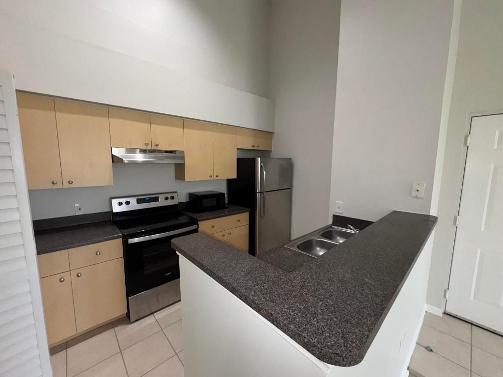 4115 San Marino Boulevard, Unit 306, West Palm Beach, FL 33409 Photo