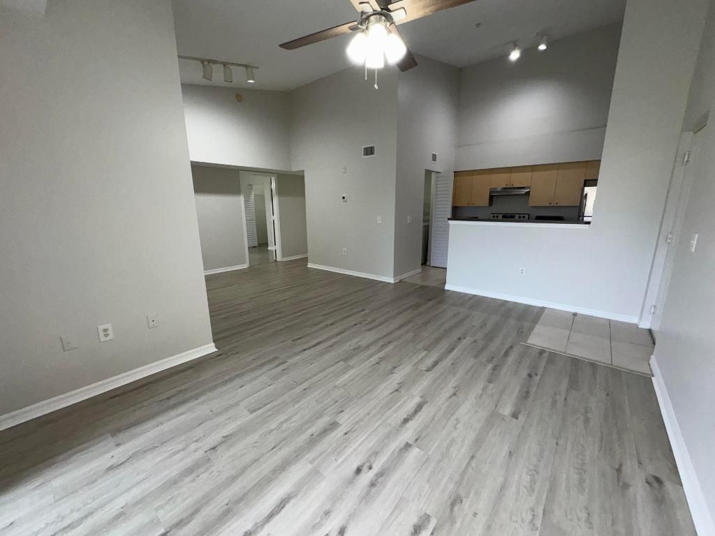 4115 San Marino Boulevard, Unit 306, West Palm Beach, FL 33409 Photo