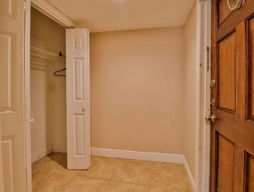 118 Yacht Club Drive, Unit 7, North Palm Beach, FL 33408 Photo