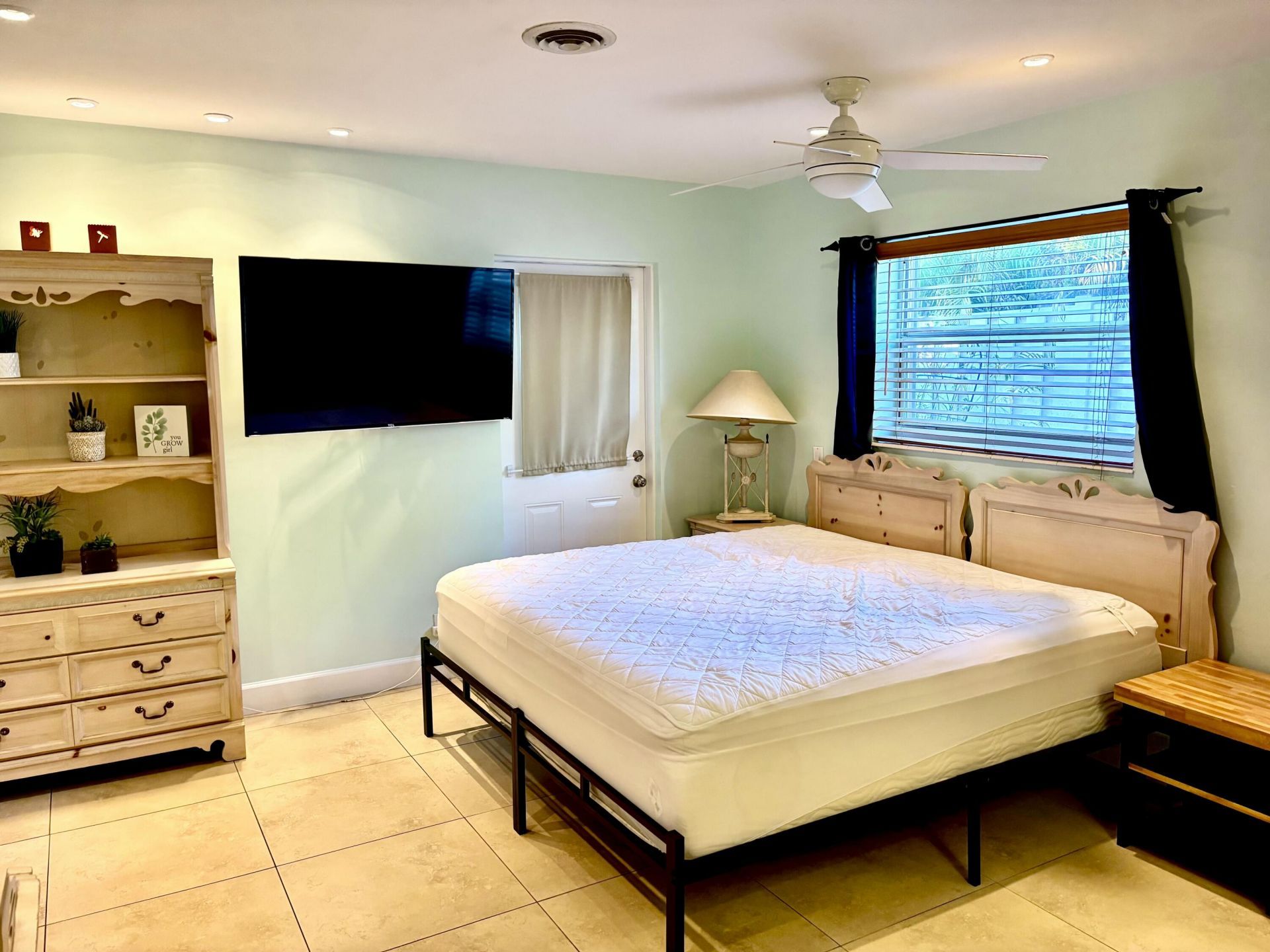 5045 NE 15th Avenue, Fort Lauderdale, FL 33334 Photo