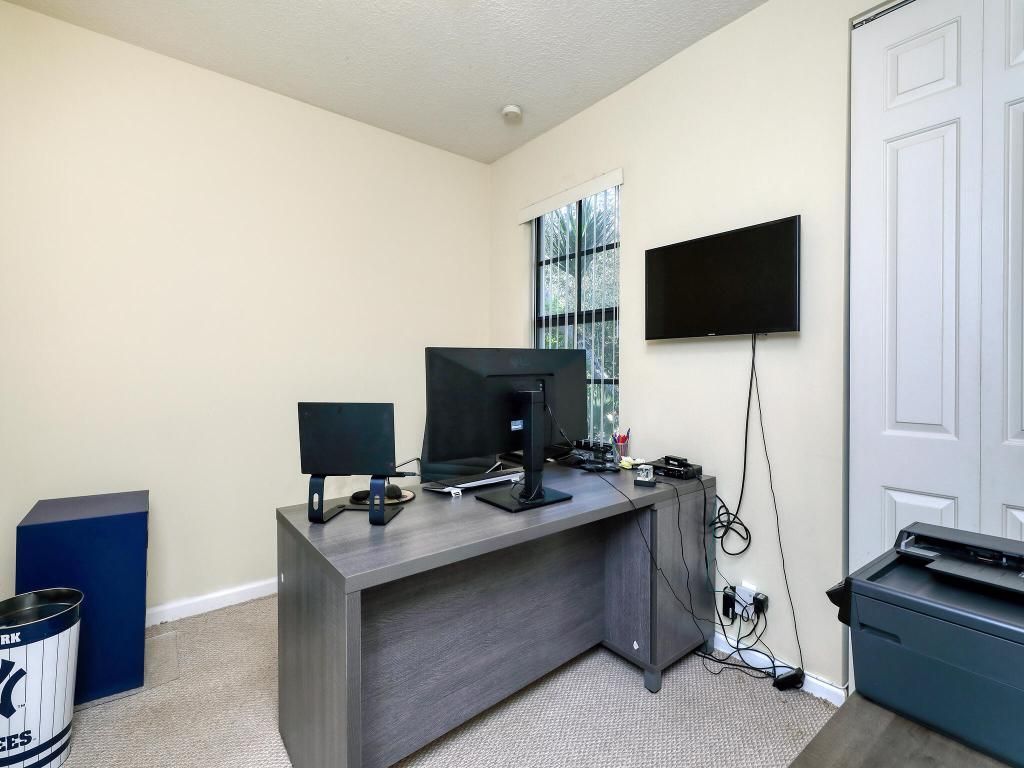 102 E Astor Circle, Delray Beach, FL 33484 Photo