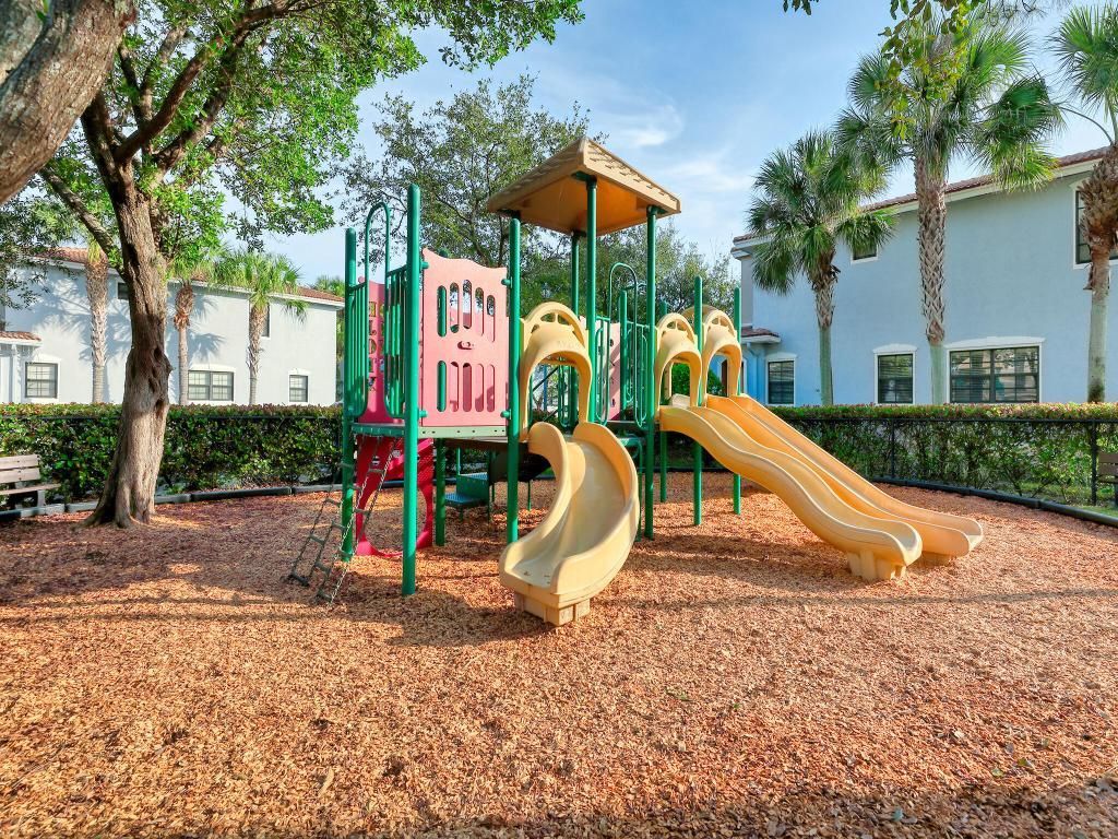 102 E Astor Circle, Delray Beach, FL 33484 Photo