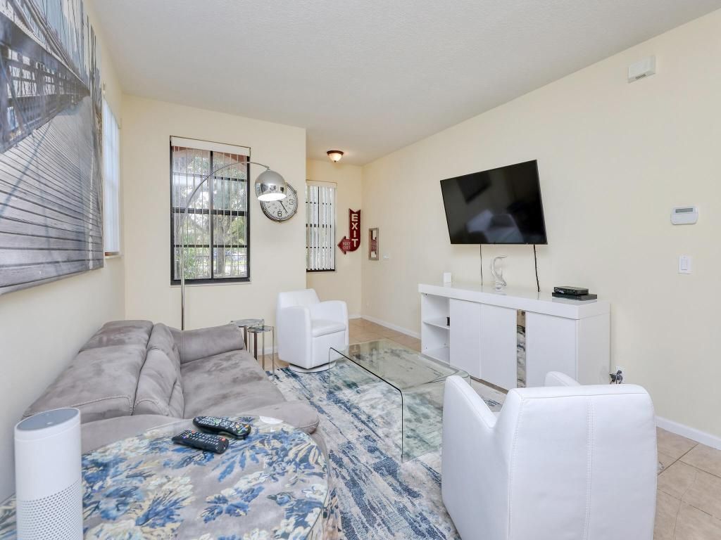 102 E Astor Circle, Delray Beach, FL 33484 Photo