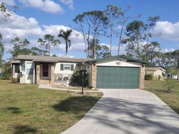 19418 Saddle Brook Court, Fort Myers, FL 33903