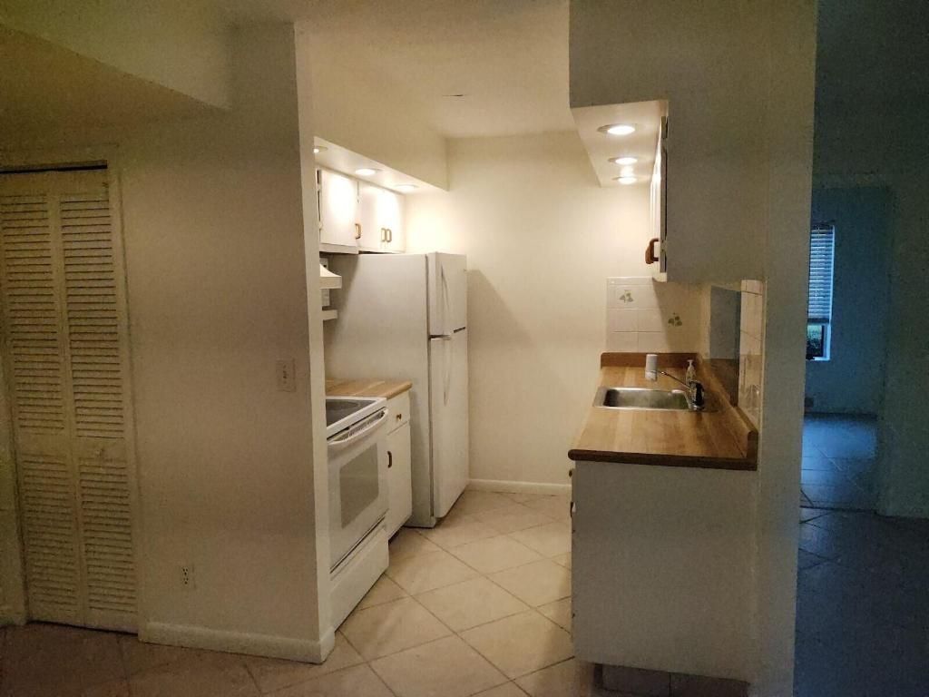 6341 Chasewood Drive, Unit B, Jupiter, FL 33458 Photo