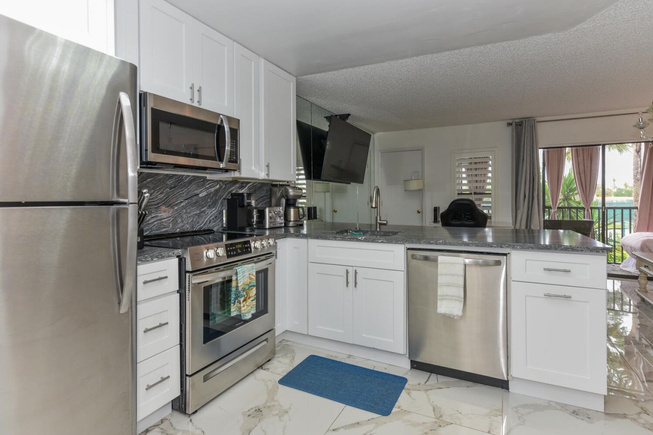 1605 S Us Highway 1, Unit V4-206, Jupiter, FL 33477 Photo