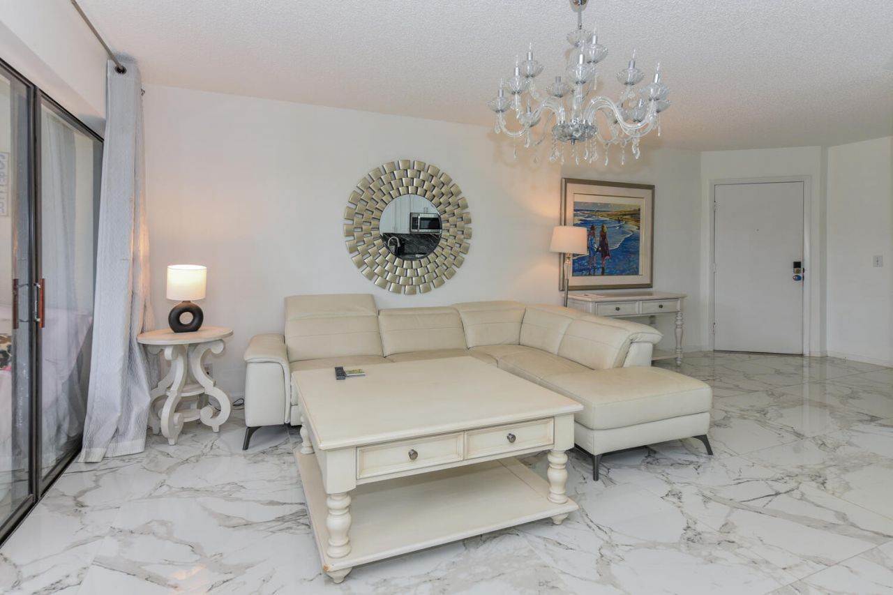 1605 S Us Highway 1, Unit V4-206, Jupiter, FL 33477 Photo