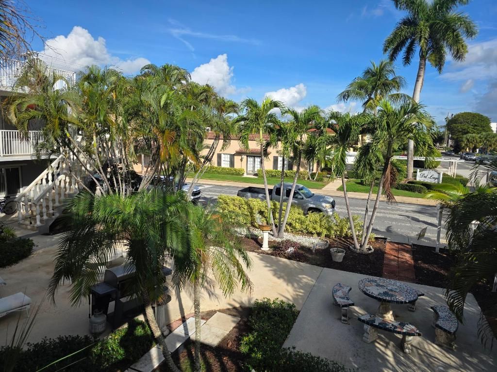 201 S Lakeside Drive, Unit 9, Lake Worth Beach, FL 33460 Photo