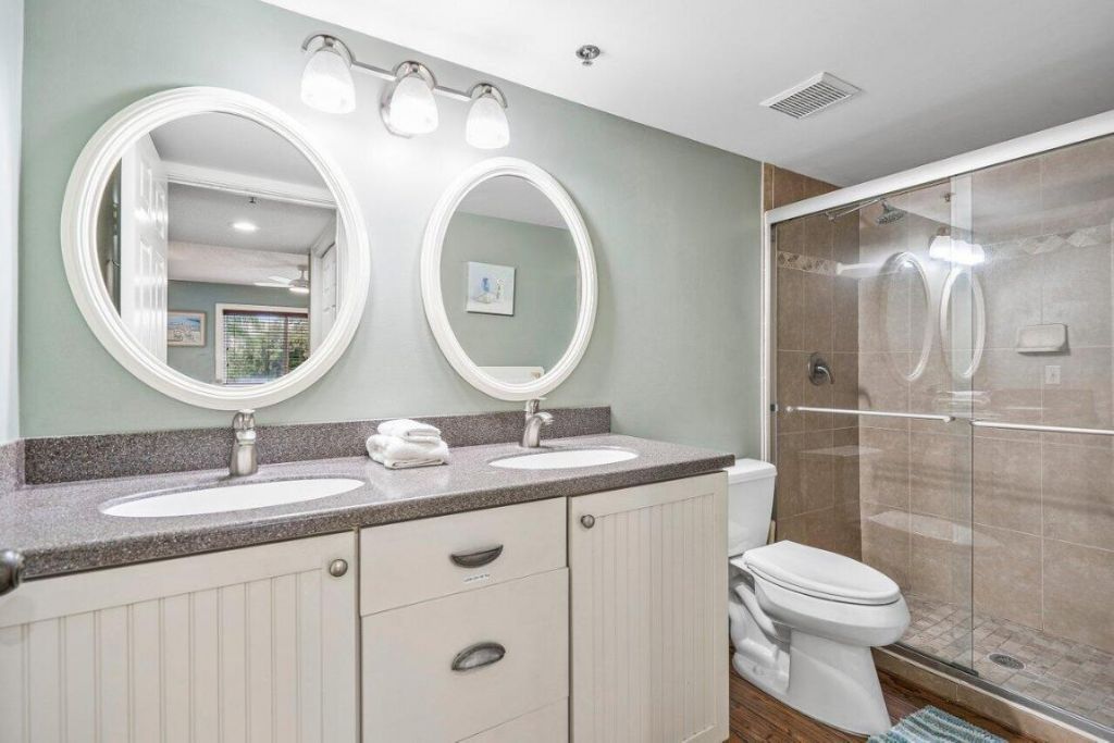 275 Palm Avenue, Unit C206, Jupiter, FL 33477 Photo