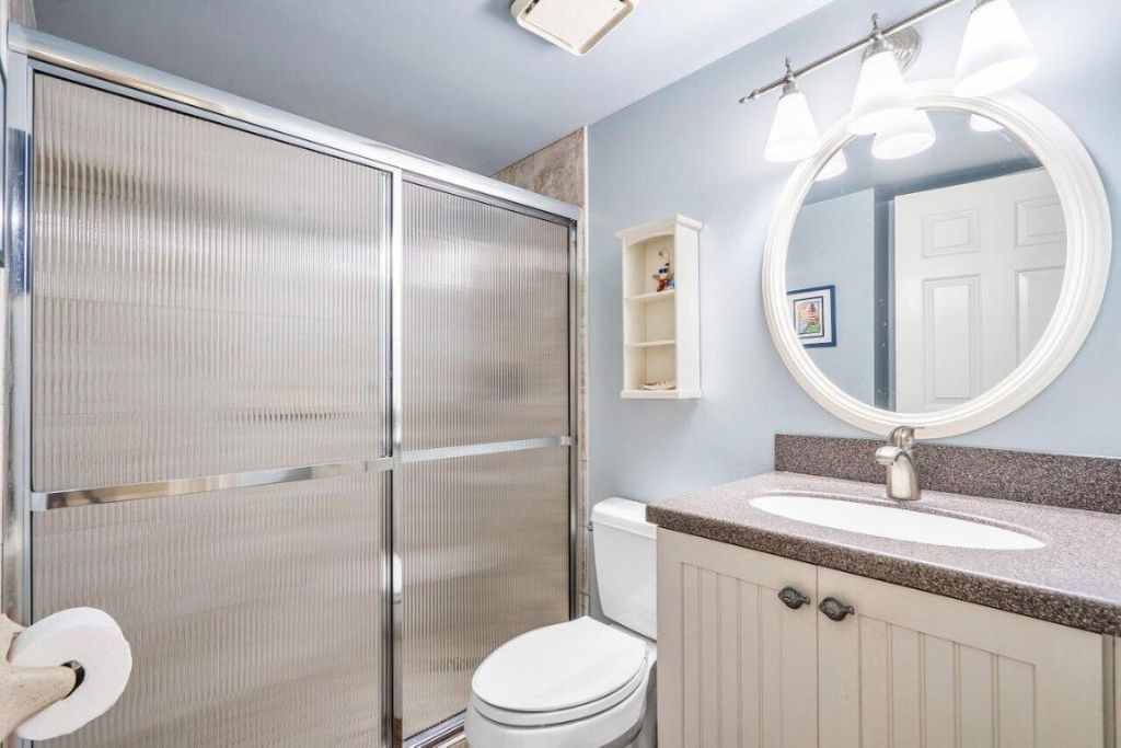 275 Palm Avenue, Unit C206, Jupiter, FL 33477 Photo