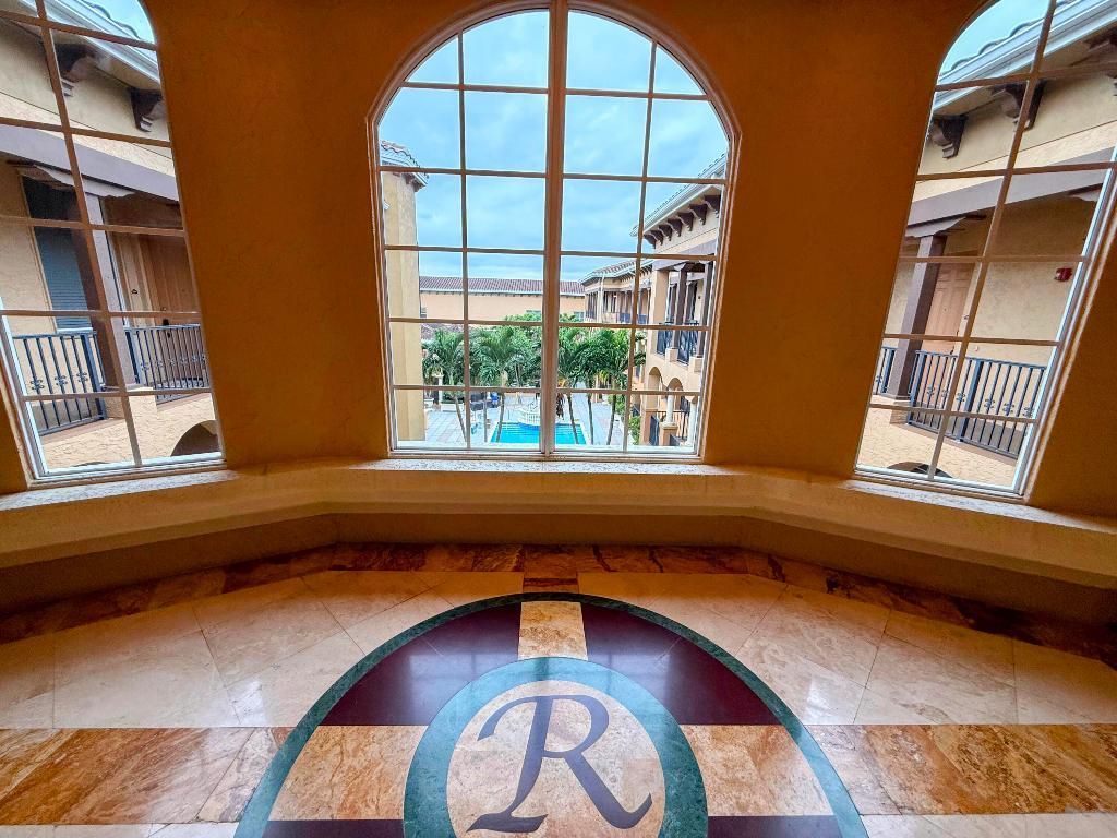 20 Orange Avenue, Unit 9, Fort Pierce, FL 34950 Photo