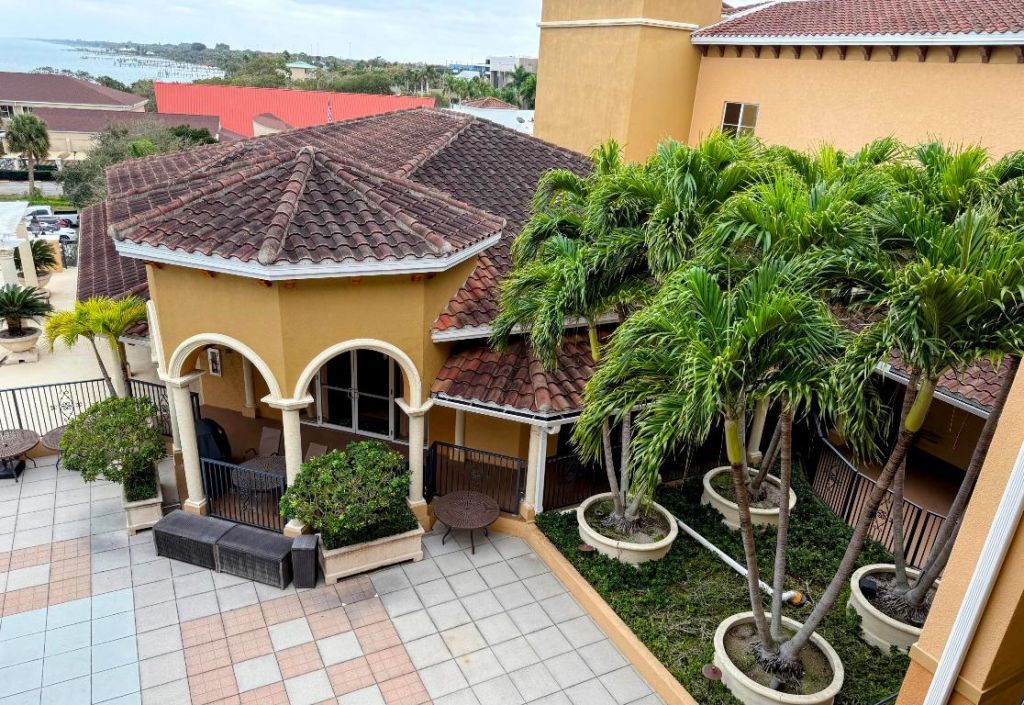 20 Orange Avenue, Unit 9, Fort Pierce, FL 34950 Photo