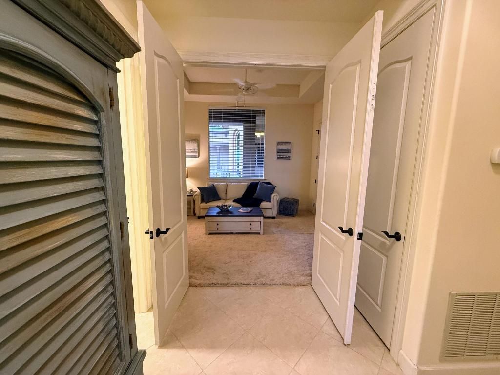 20 Orange Avenue, Unit 9, Fort Pierce, FL 34950 Photo