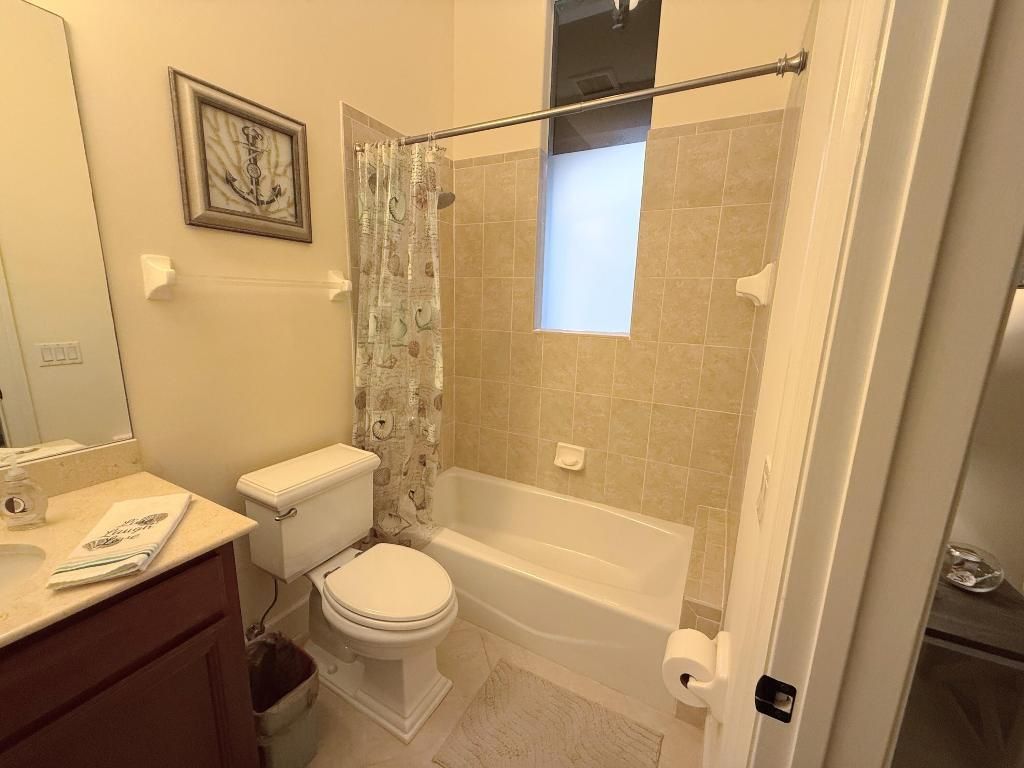 20 Orange Avenue, Unit 9, Fort Pierce, FL 34950 Photo