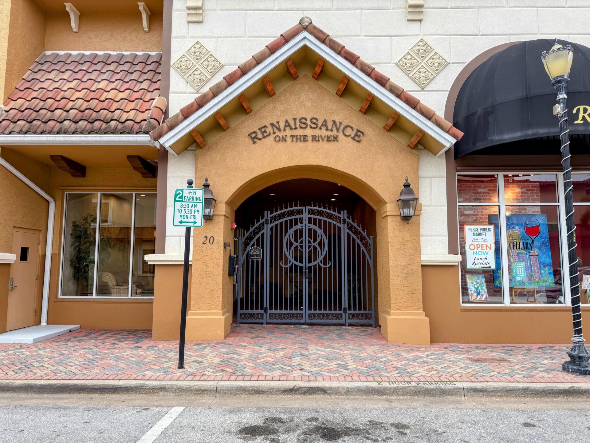 20 Orange Avenue, Unit 9, Fort Pierce, FL 34950 Photo