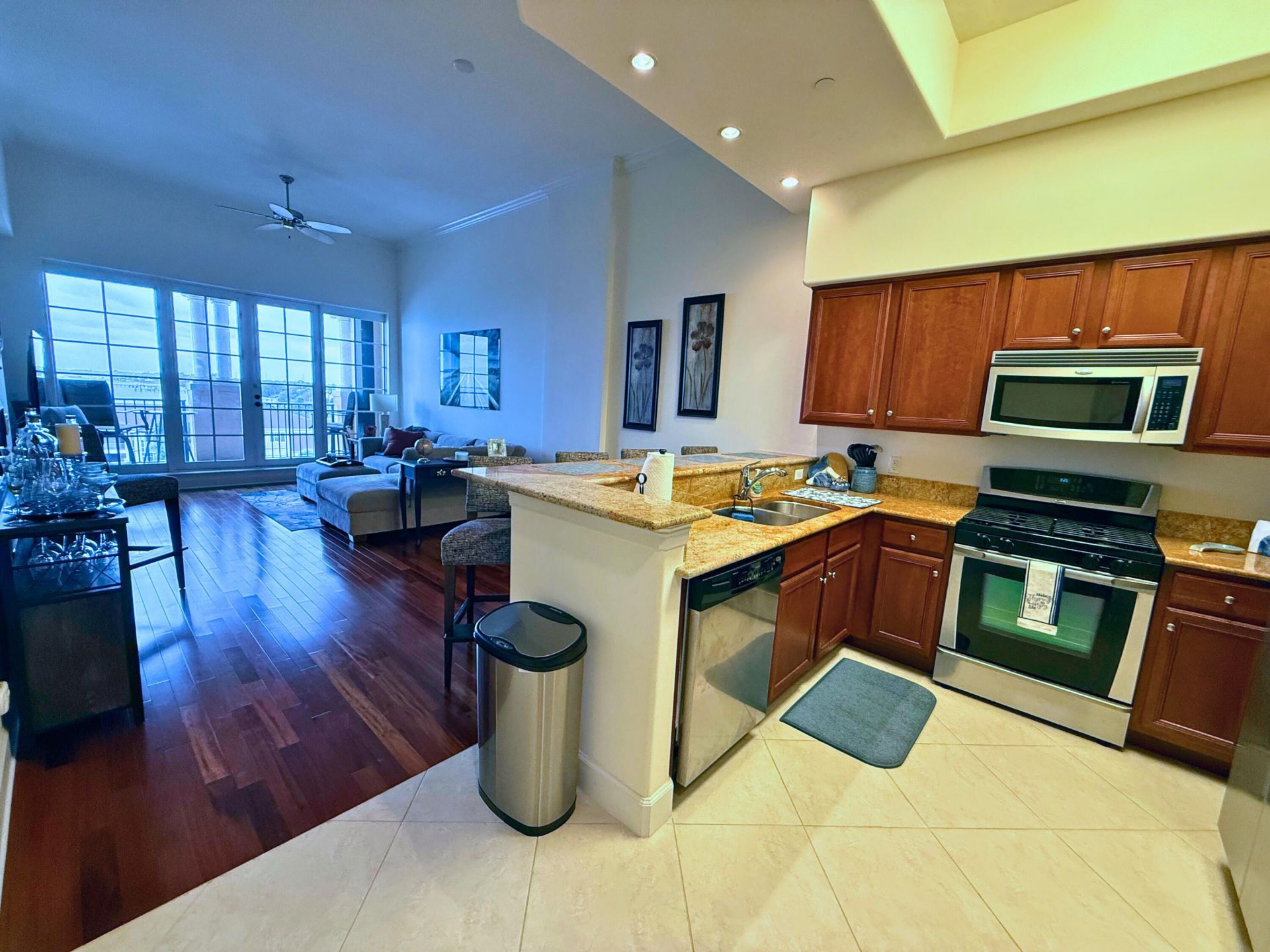 20 Orange Avenue, Unit 9, Fort Pierce, FL 34950 Photo