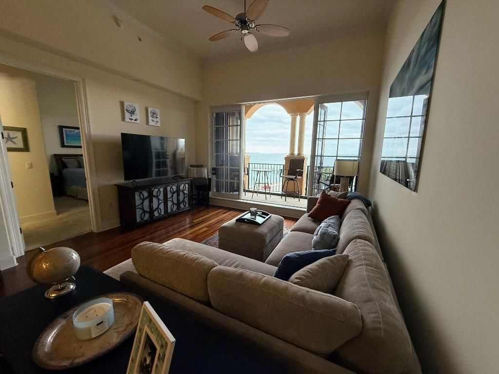 20 Orange Avenue, Unit 9, Fort Pierce, FL 34950 Photo