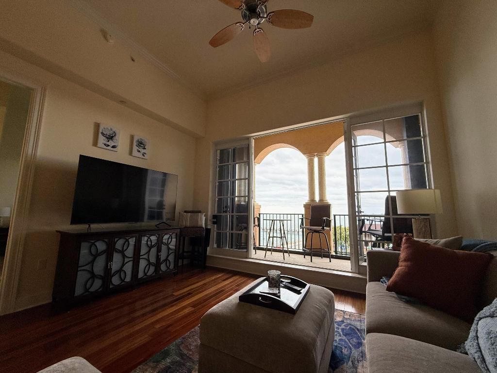 20 Orange Avenue, Unit 9, Fort Pierce, FL 34950 Photo