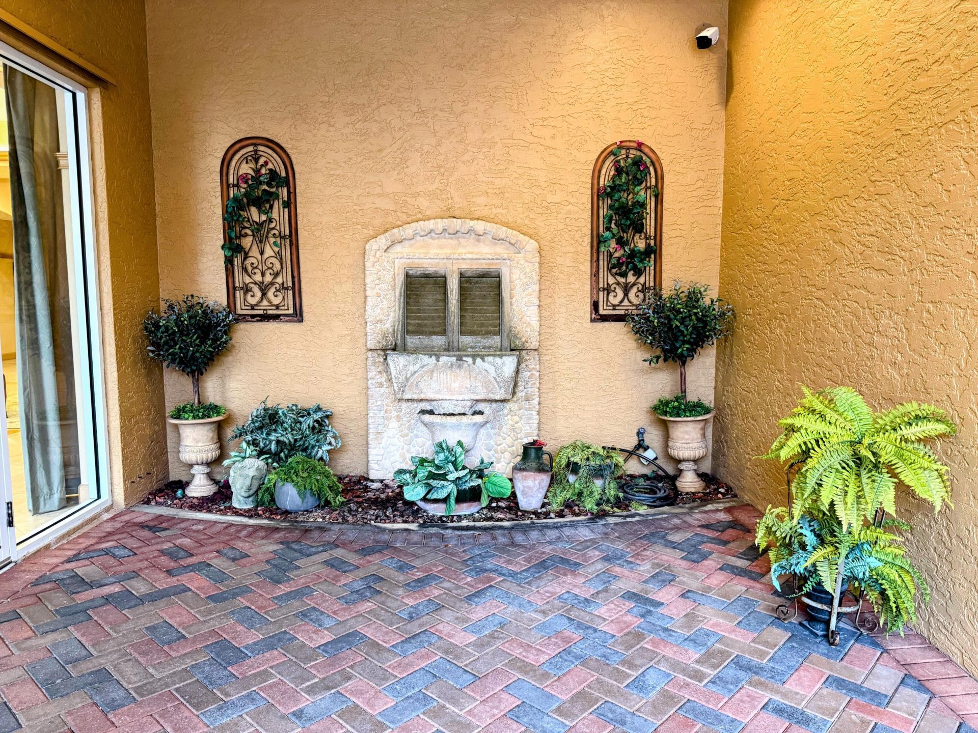 20 Orange Avenue, Unit 9, Fort Pierce, FL 34950 Photo