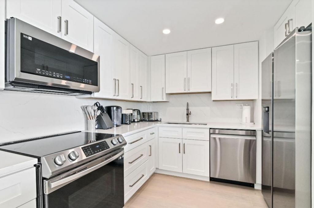 2600 N Flagler Drive, Unit 210, West Palm Beach, FL 33407 Photo