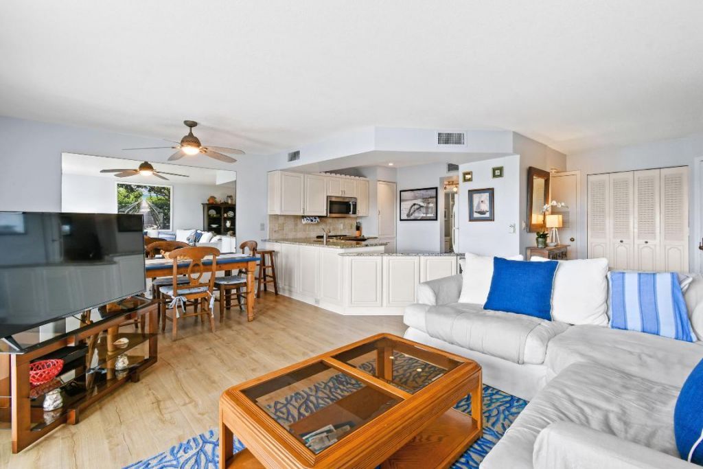 1605 S Us Highway 1, Unit 301-V6, Jupiter, FL 33477 Photo