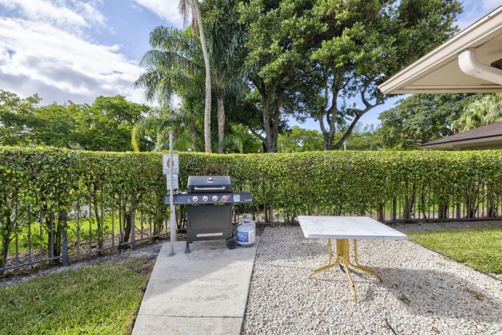 2851 S Palm Aire Drive, Unit 407, Pompano Beach, FL 33069 Photo