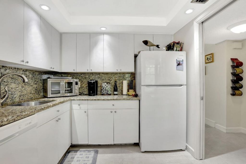 2851 S Palm Aire Drive, Unit 407, Pompano Beach, FL 33069 Photo