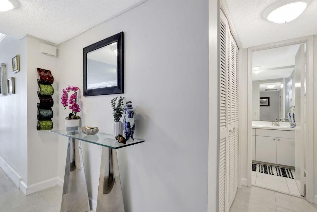 2851 S Palm Aire Drive, Unit 407, Pompano Beach, FL 33069 Photo