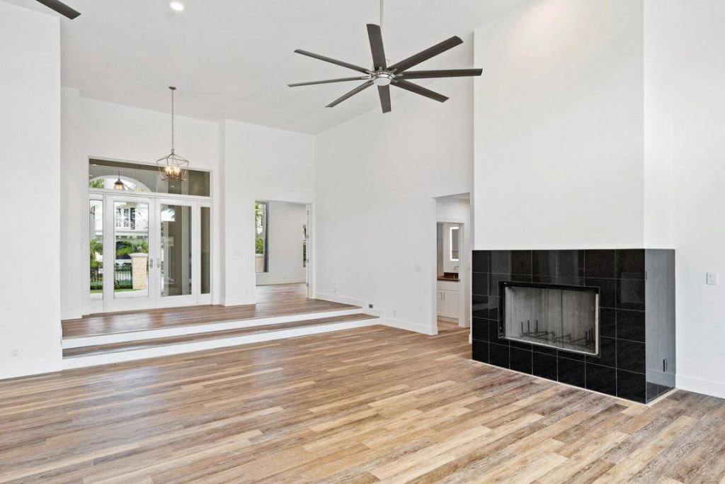 533 E Alexander Palm Road, Boca Raton, FL 33432 Photo