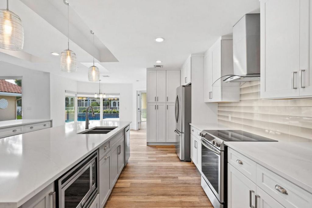 533 E Alexander Palm Road, Boca Raton, FL 33432 Photo
