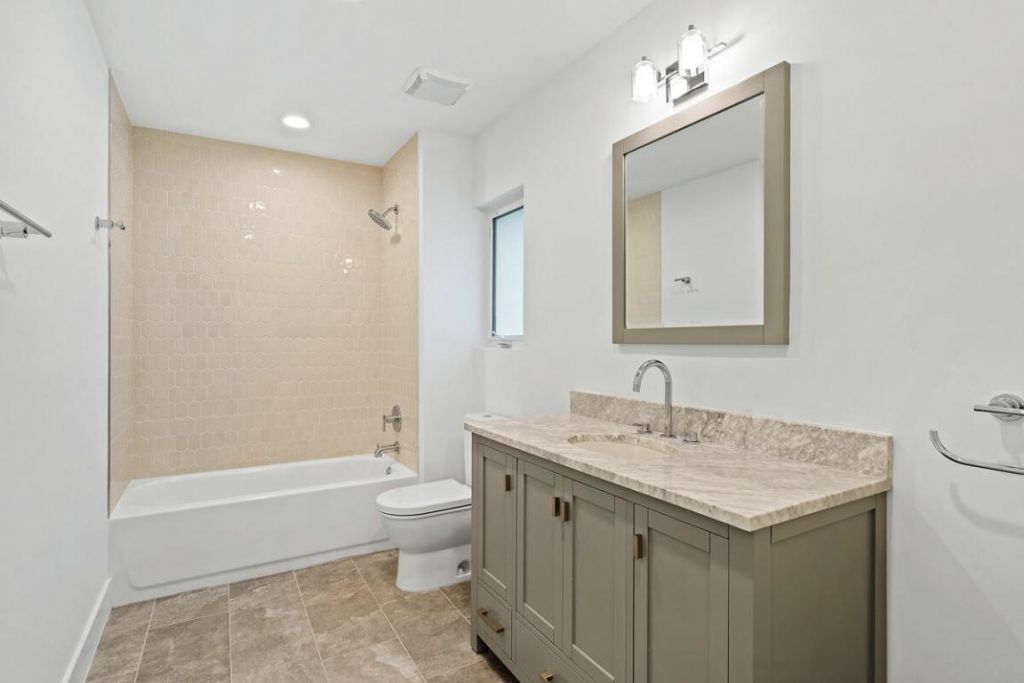 533 E Alexander Palm Road, Boca Raton, FL 33432 Photo