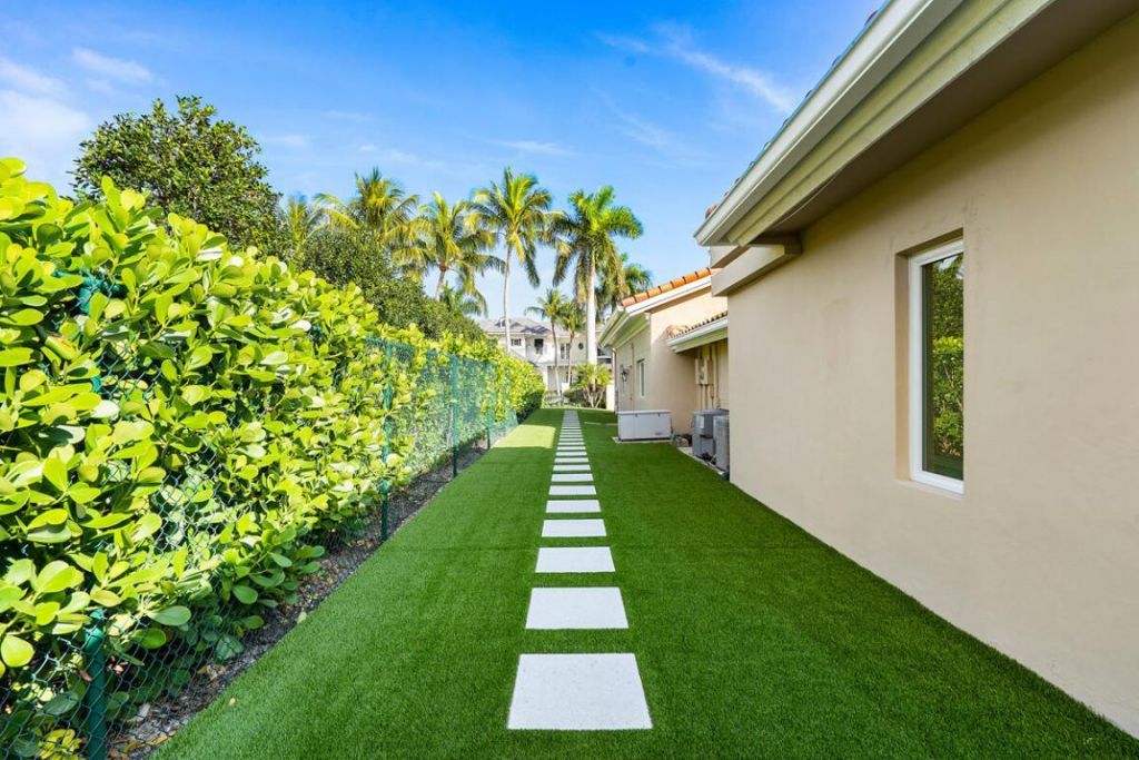 533 E Alexander Palm Road, Boca Raton, FL 33432 Photo