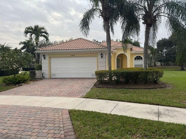 10960 SW Fall Creek Drive, Port Saint Lucie, FL 34987