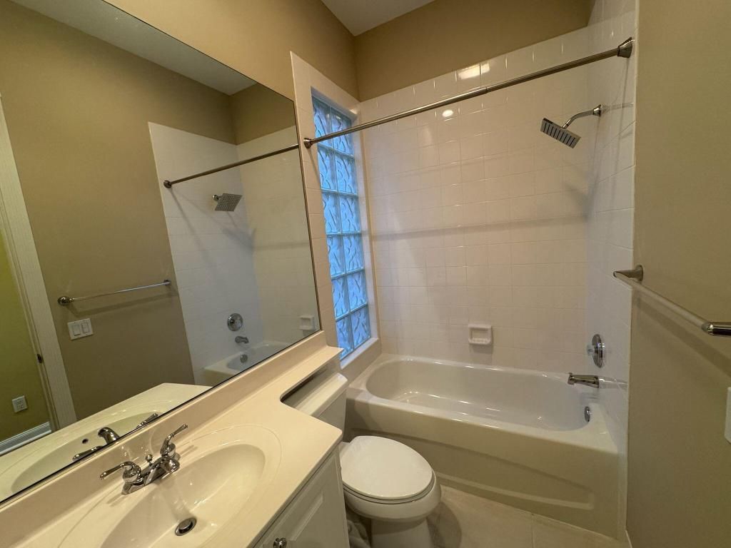 10960 SW Fall Creek Drive, Port Saint Lucie, FL 34987 Photo