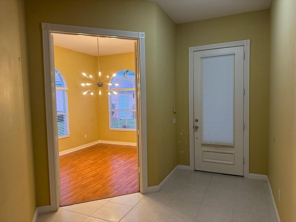 10960 SW Fall Creek Drive, Port Saint Lucie, FL 34987 Photo