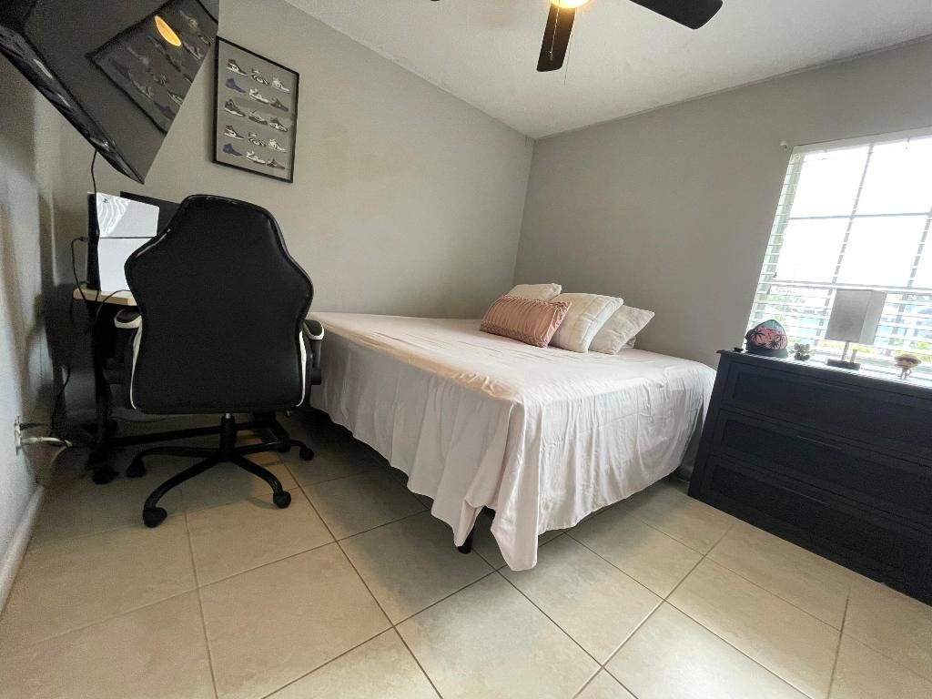 444 SW Exmore Avenue, Port Saint Lucie, FL 34983 Photo