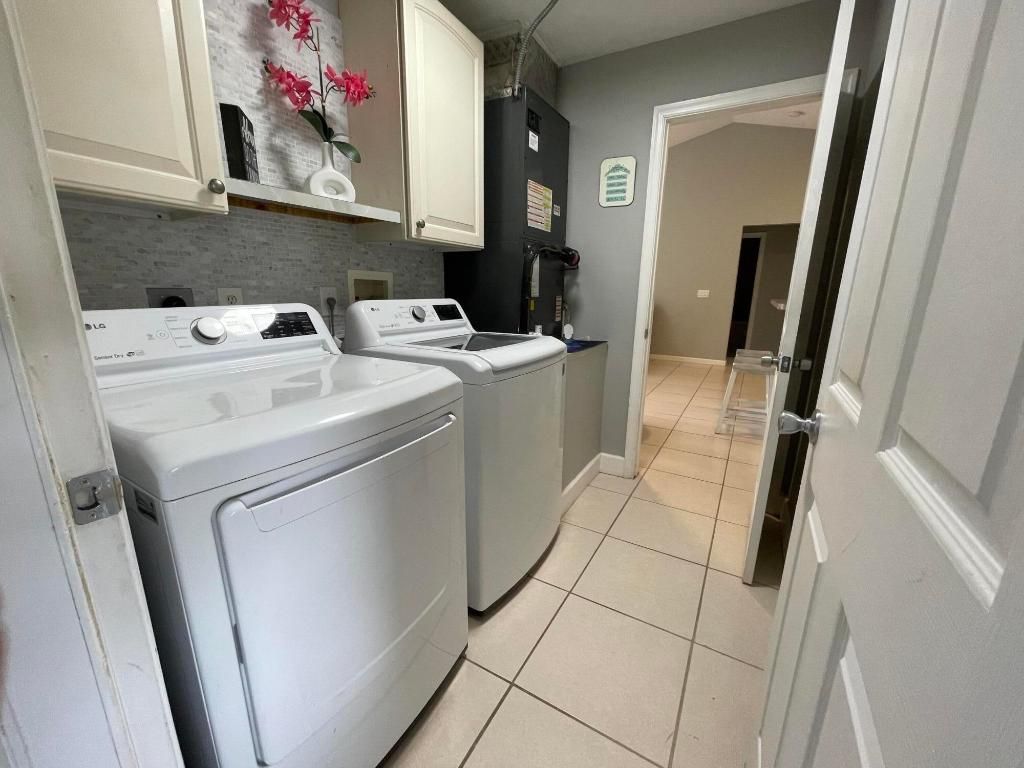 444 SW Exmore Avenue, Port Saint Lucie, FL 34983 Photo